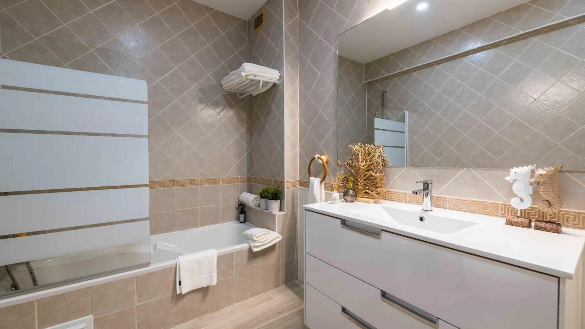 Casa Santa Maria - Sea View - 500M From The Beach - Wifi Albufeira